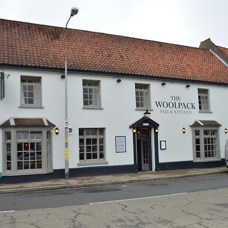 לינה וארוחת בוקר סקגנס Woolpack Pub & Kitchen מראה חיצוני תמונה
