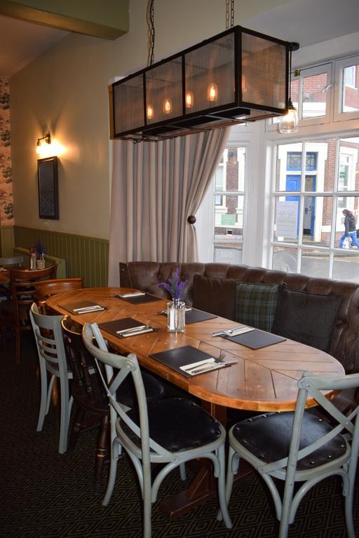 לינה וארוחת בוקר סקגנס Woolpack Pub & Kitchen מראה חיצוני תמונה
