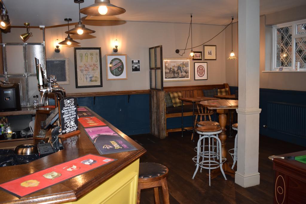 לינה וארוחת בוקר סקגנס Woolpack Pub & Kitchen מראה חיצוני תמונה